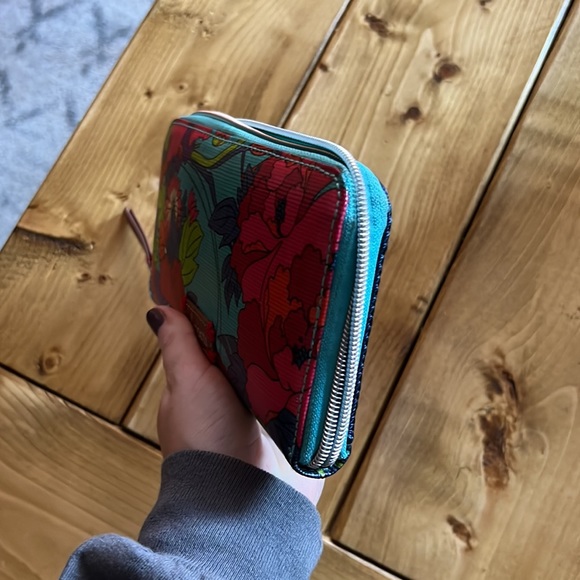 Sakroots Wallet - Picture 4 of 5